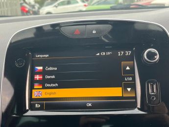 Renault Clio 1.5 dCi Iconic EDC Euro 6 (s/s) 5dr