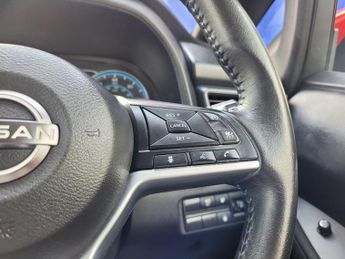 Nissan Leaf 39kWh Acenta Auto 5dr