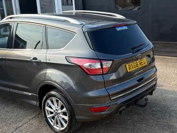 Ford Kuga 1.5T EcoBoost Vignale Auto AWD Euro 6 (s/s) 5dr
