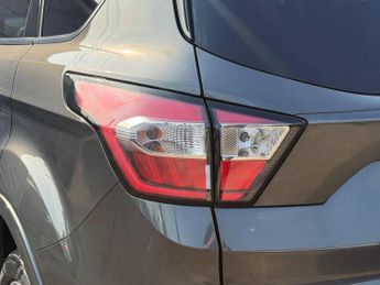 Ford Kuga 1.5T EcoBoost Vignale Auto AWD Euro 6 (s/s) 5dr