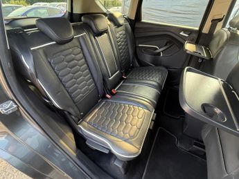Ford Kuga 1.5T EcoBoost Vignale Auto AWD Euro 6 (s/s) 5dr