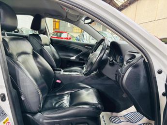 Lexus IS 2.5 250 V6 Advance Auto Euro 5 4dr