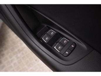 Audi A6 Saloon 2.0 TDI S line Saloon 4dr Diesel Multitronic Euro 5 (s/s) (177 p
