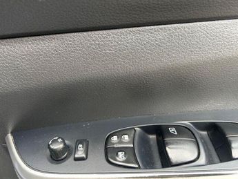 Nissan Navara 2.3 dCi Tekna Auto 4WD Euro 6 4dr