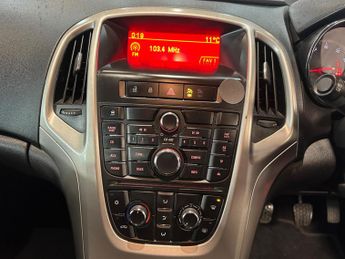 Vauxhall Astra 1.4 16v Exclusiv Euro 5 5dr