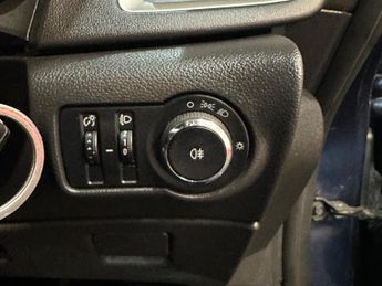Vauxhall Astra 1.4 16v Exclusiv Euro 5 5dr