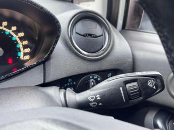 Ford Fiesta 1.0T EcoBoost Zetec S Euro 5 (s/s) 3dr