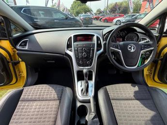 Vauxhall Astra GTC 2.0 CDTi SRi Coupe 3dr Diesel Auto Euro 5 (165 ps)