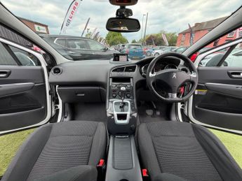 Peugeot 5008 1.6 BlueHDi Allure MPV 5dr Diesel ETG Euro 6 (s/s) (120 ps)