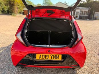 Toyota AYGO 1.0 VVT-i x-play x-shift Euro 6 5dr