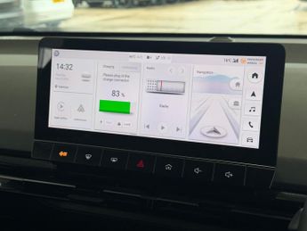 MG MG4 64kWh Trophy Long Range Auto 5dr