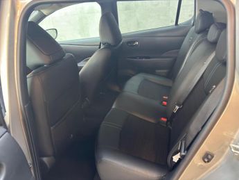 Nissan Leaf 40kWh N-Connecta Auto 5dr