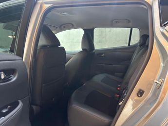 Nissan Leaf 40kWh N-Connecta Auto 5dr