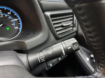 Nissan Leaf 40kWh N-Connecta Auto 5dr