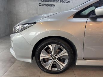 Nissan Leaf 40kWh N-Connecta Auto 5dr