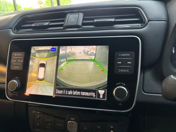 Nissan Leaf 40kWh N-Connecta Auto 5dr