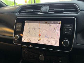 Nissan Leaf 40kWh N-Connecta Auto 5dr