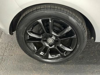 Vauxhall Corsa 1.2i 16v SXi 3dr