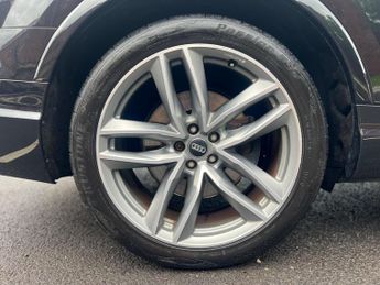 Audi Q7 3.0 TDI V6 50 Black Edition Tiptronic quattro Euro 6 (s/s) 5dr
