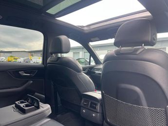 Audi Q7 3.0 TDI V6 50 Black Edition Tiptronic quattro Euro 6 (s/s) 5dr