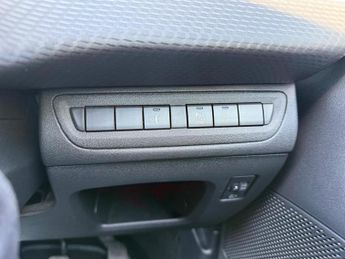 Peugeot 208 1.2 PureTech Allure Euro 6 5dr