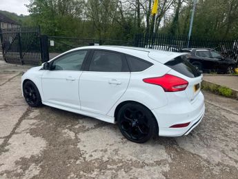 Ford Focus 1.0T EcoBoost Zetec S Euro 6 (s/s) 5dr