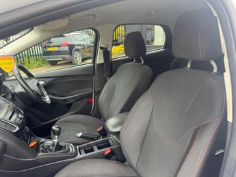 Ford Focus 1.0T EcoBoost Zetec S Euro 6 (s/s) 5dr