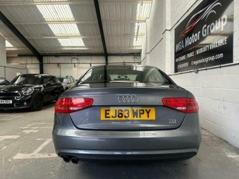 Audi A4 2.0 TDI SE Technik S Tronic quattro Euro 5 (s/s) 4dr
