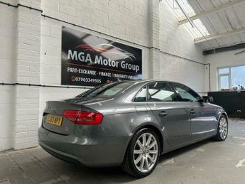 Audi A4 2.0 TDI SE Technik S Tronic quattro Euro 5 (s/s) 4dr