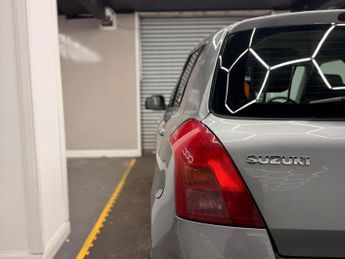 Suzuki Swift 1.3 GL 5dr