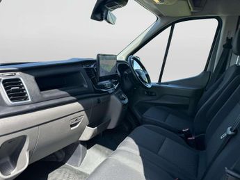 Ford E-Transit 350 68kWh Trend Panel Van 5dr Electric Auto RWD L3 H2 (184 ps)