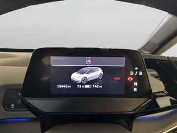 Volkswagen ID.3 Pro 58kWh Life Hatchback 5dr Electric Auto (145 ps)