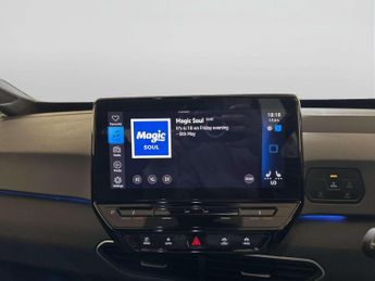 Volkswagen ID.3 Pro 58kWh Life Hatchback 5dr Electric Auto (145 ps)