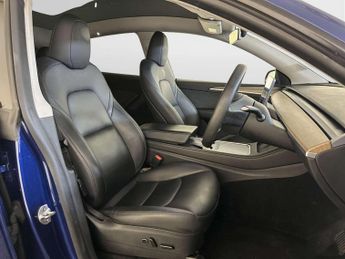 Tesla Model Y (Dual Motor) Long Range SUV 5dr Electric Auto 4WDE (384 bhp)