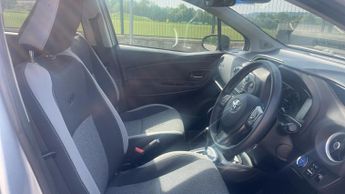 Toyota Yaris 1.5 VVT-h Y20 E-CVT Euro 6 (s/s) 5dr