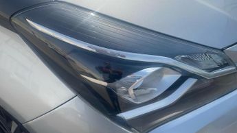 Toyota Yaris 1.5 VVT-h Y20 E-CVT Euro 6 (s/s) 5dr
