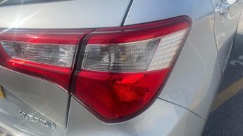 Toyota Yaris 1.5 VVT-h Y20 E-CVT Euro 6 (s/s) 5dr