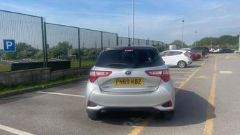 Toyota Yaris 1.5 VVT-h Y20 E-CVT Euro 6 (s/s) 5dr