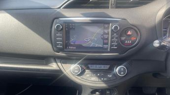 Toyota Yaris 1.5 VVT-h Y20 E-CVT Euro 6 (s/s) 5dr