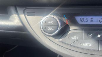 Toyota Yaris 1.5 VVT-h Y20 E-CVT Euro 6 (s/s) 5dr