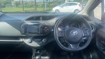 Toyota Yaris 1.5 VVT-h Y20 E-CVT Euro 6 (s/s) 5dr