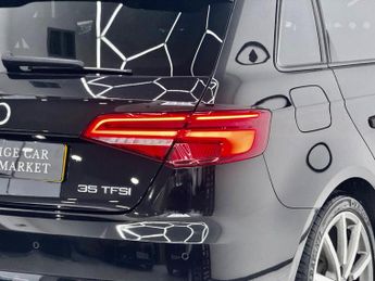 Audi A3 1.5 TFSI CoD 35 Black Edition Sportback S Tronic Euro 6 (s/s) 5d