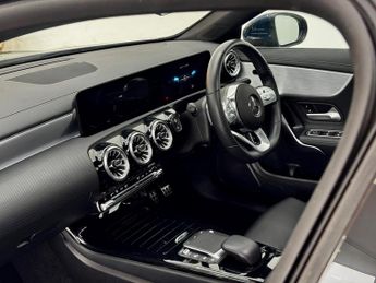 Mercedes-Benz CLA 1.3 CLA200 AMG Line (Premium Plus 2) Coupe 7G-DCT Euro 6 (s/s) 4