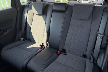 Honda Jazz 1.5 h i-MMD SR eCVT Euro 6 (s/s) 5dr
