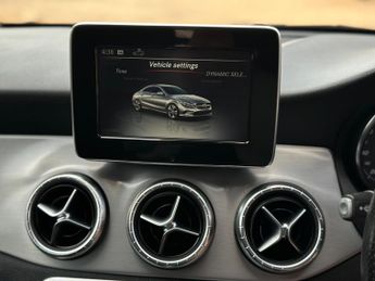 Mercedes-Benz CLA 1.6 CLA180 AMG Line Coupe 7G-DCT Euro 6 (s/s) 4dr