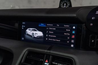 Porsche Taycan Performance Plus 93.4kWh Sport Turismo Auto RWD 5dr (11kW Charge