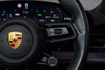 Porsche Taycan Performance Plus 93.4kWh Sport Turismo Auto RWD 5dr (11kW Charge