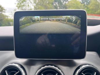 Mercedes-Benz GLA 2.1 GLA220d AMG Line (Premium) 7G-DCT 4MATIC Euro 6 (s/s) 5dr