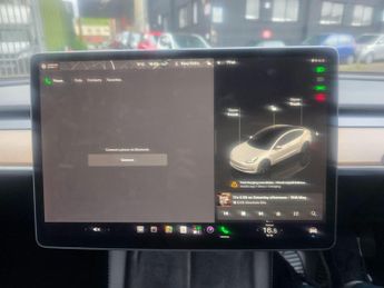 Tesla Model 3 Standard Range Plus Auto RWD 4dr