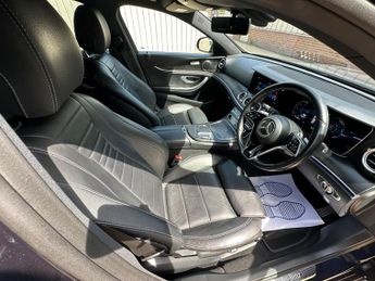 Mercedes-Benz E Class 2.0 E300de 13.5kWh AMG Line (Premium) G-Tronic+ Euro 6 (s/s) 5dr